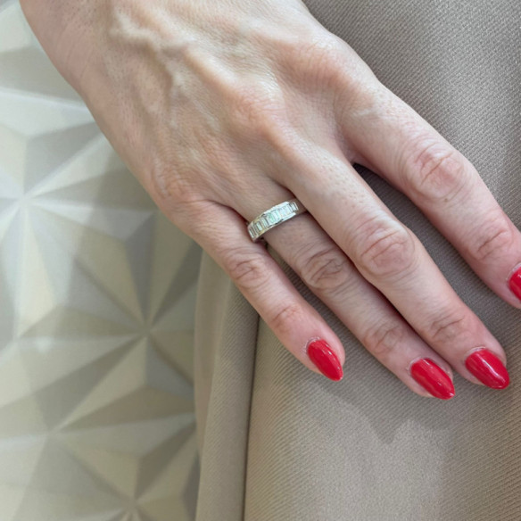 Anillo Alianza Abelia 0.70 Oro Blanco - Talla Baguette