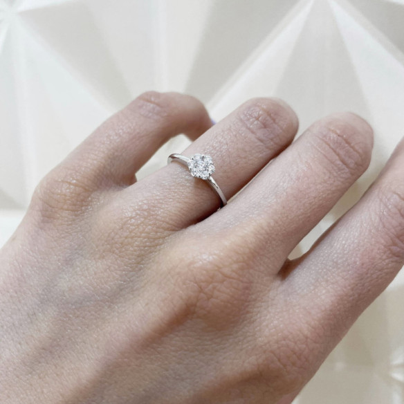 Anillo Diamantes Camelia 0.35 - Génial
