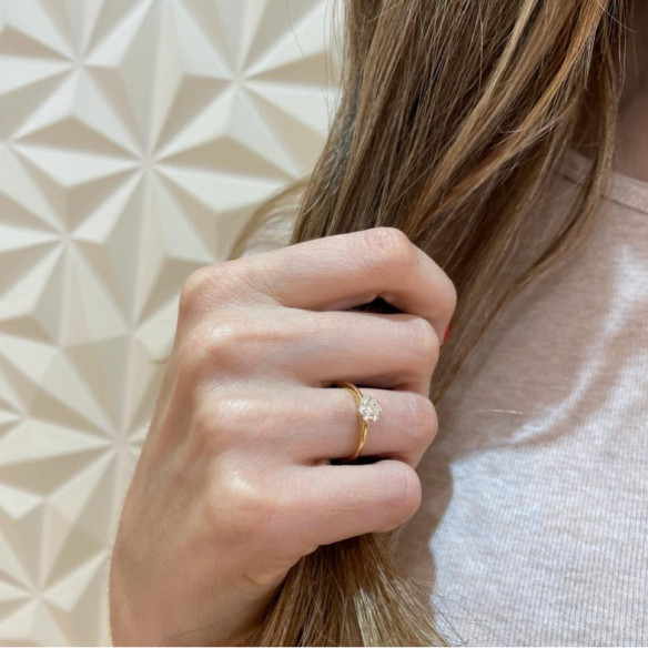 Anillo Diamantes Camelia 0.35 Oro Amarillo - Anillos Oro Amarillo