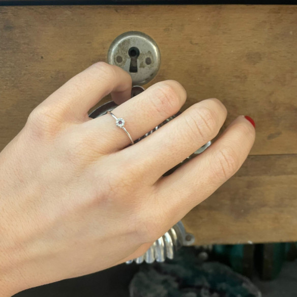 Anillo Diamantes y Rubi Camelia 0.11 - Rubinringe