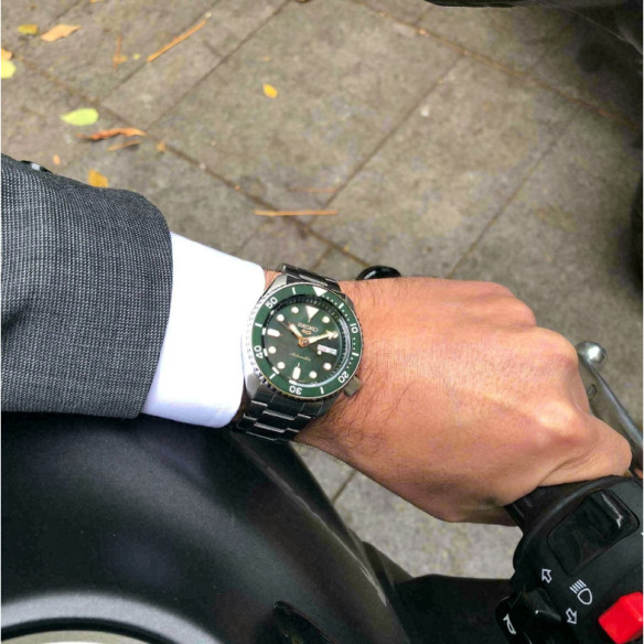 Seiko 5 Sports Automatico - Seiko 5 Sports