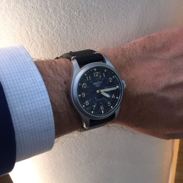 Seiko 5 Sportplatz Militärsport - Seiko 5 Sport