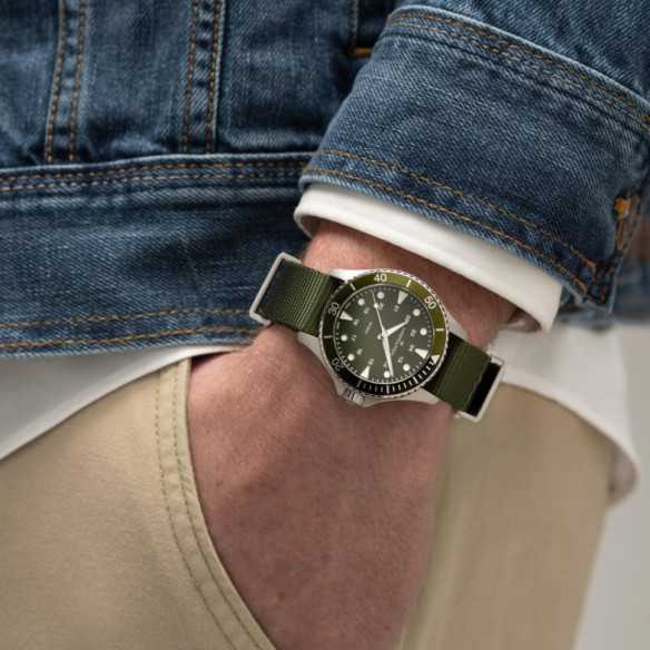 Hamilton Khaki Scuba Quartz - Khaki Navy