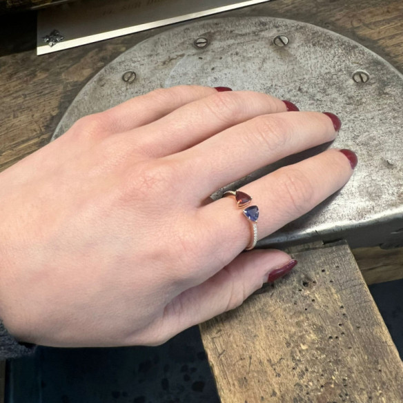 Anello di diamanti granato e trillone Iolite - Anelli altre pietre preziose