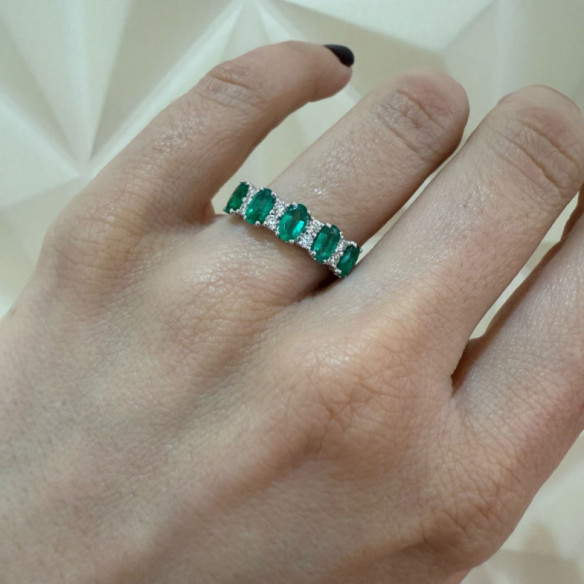 Riviere Royal Oval Emerald and Diamond Ring - Emerald rings
