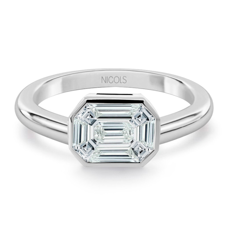 0.55 Ct Emerald Cut Vrait Horizontal Diamond Ring - Carving baguette