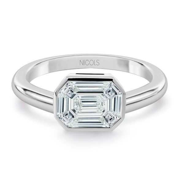 0.55 Ct Emerald Cut Vrait Horizontal Diamond Ring - Carving baguette