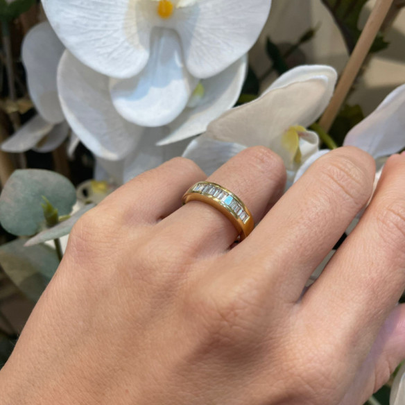 Anello Alleanza Abelia 0.70 Oro Giallo - Intaglio baguette