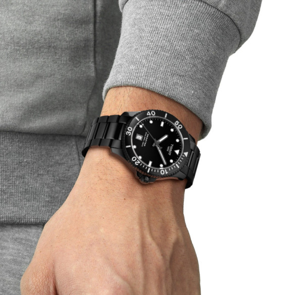 Tissot Seastar 1000 Quartz 40 mm - Tee sport