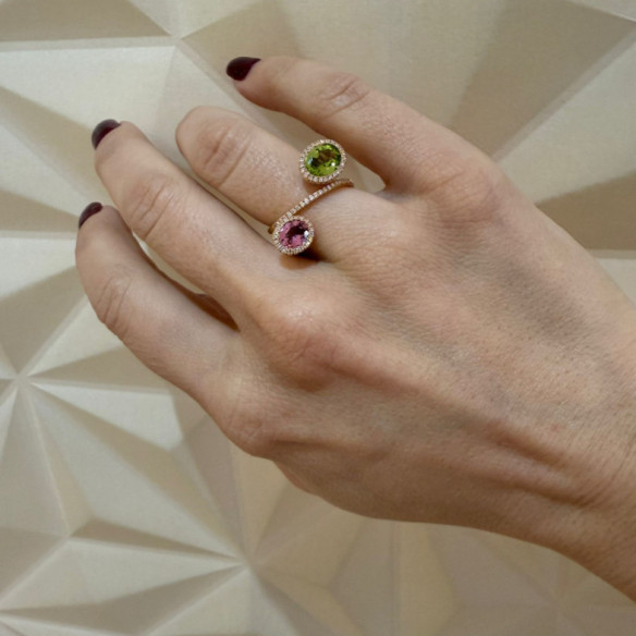 Anillo peridotos y diamantes Octopus - Ringe andere Edelsteine