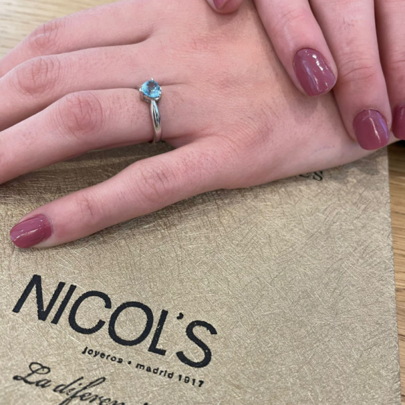 BLUE ZIRCON BLOOD Ring 0.90ct Solitary Engagement - Rings other precious stones