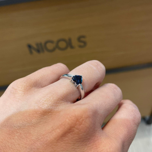 Anillo Zafiro Corazón Sangre Azul 0.50Ct - Bagues en saphir