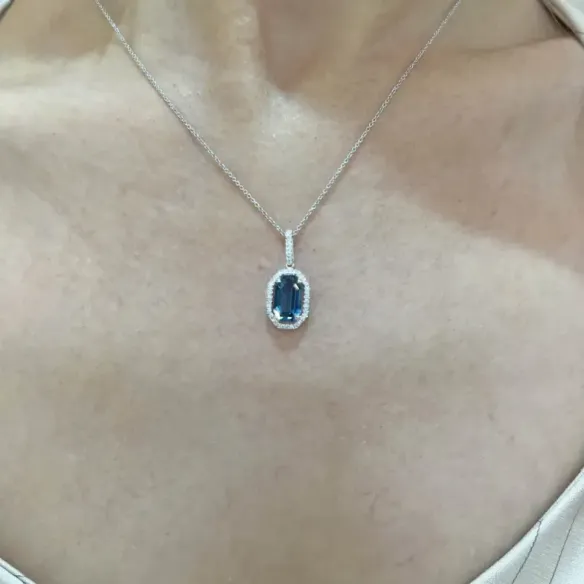 Perfect Geometry Topaz Necklace - Blue Stone Pendants