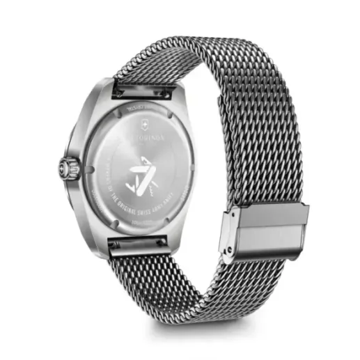 Victorinox Swiss Army Quartz. - FieldForce 2