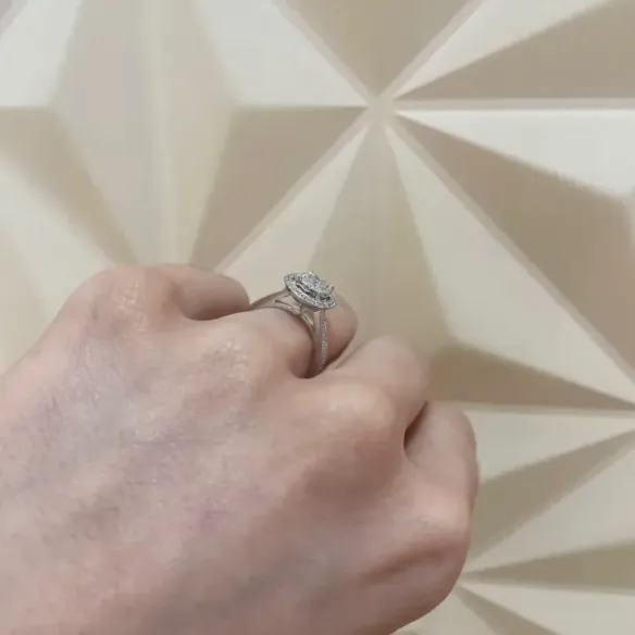 Anillo Diamantes Gardenia 0.77 - Anillos de Compromiso Rosetón