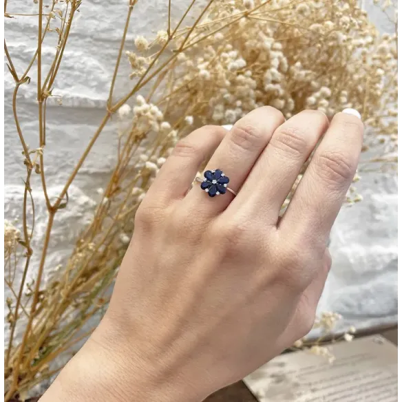 Anillo Flor Zafiro Mini Details - Saphiringe