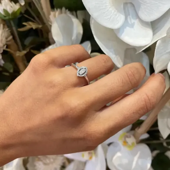 Angie Diamond Ring Marquise size 0.31 - Cut Marquise