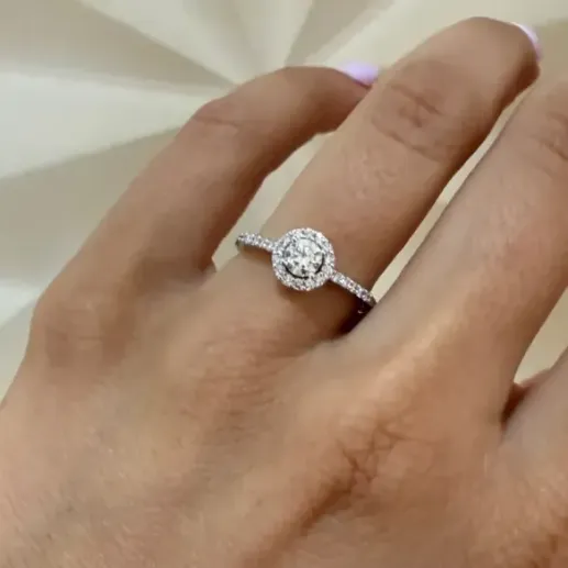 Anillo Solitario Diamante Clavel 0.30 - Brilhante 2