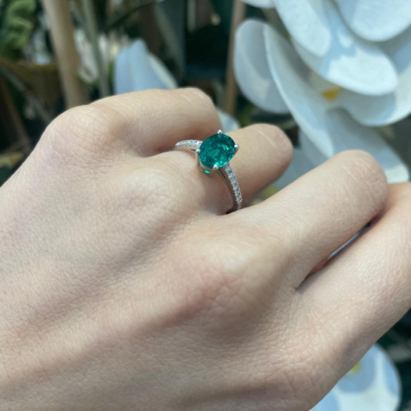 Anillo Esmeralda verde Lola 1.50 - Bagues de fiançailles d'anniversaire