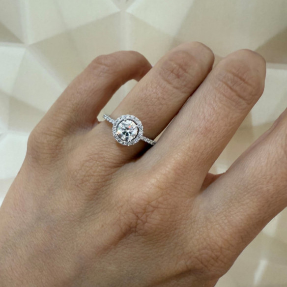 Clavel White Gold Diamond Solitaire Ring - Brilliant Cut
