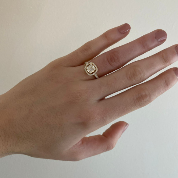Anillo De Compromiso Aniversario Square - Talla Baguette