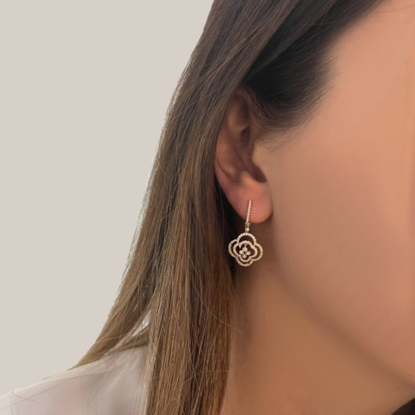 Gold flower earrings ARABESQ - largos