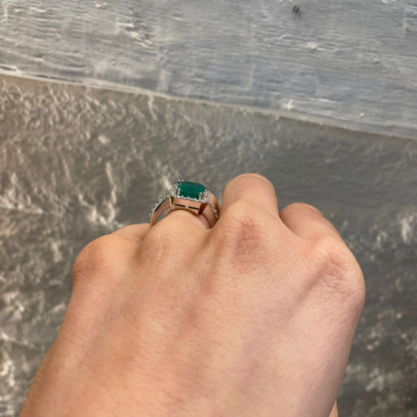 Emerald Ring 3.88ct White Gold SUNSET RECTANGLE - Anniversary Rings