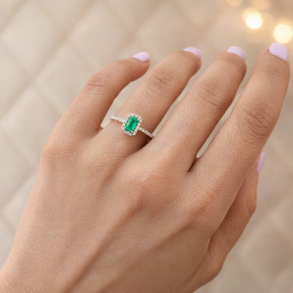 Anillo Esmeralda Sunset Rectangle 0.40Ct Oro Blanco - RINGE