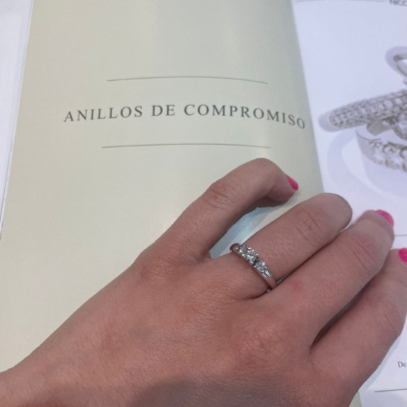 Anillo Megan Trilogy 0.55 - Talla Brillante