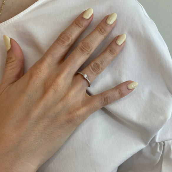 Dafne Petit Brilliant Solitaire Ring 0.25 - Rings