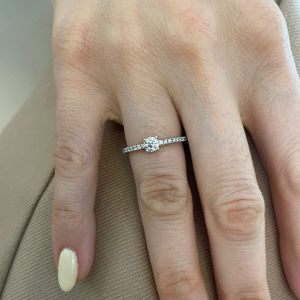 Anillo Dafne Petit Diamante 0.30 - RINGE