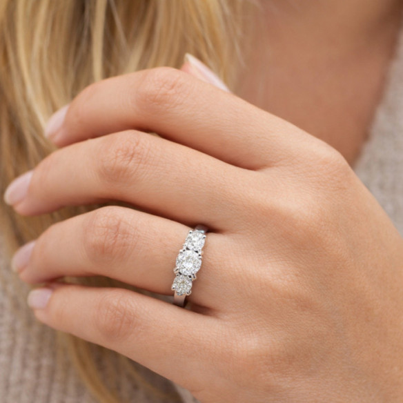 Megan Trilogy Diamond Ring in White Gold - Diamond Tresks