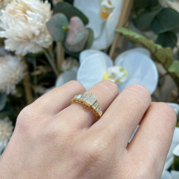 Anillo Diamantes Minerva 0.65Ct Oro Amarillo - Sculpture baguette
